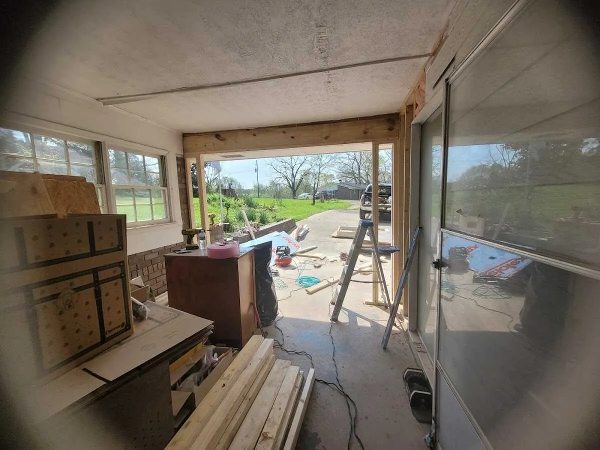 Air movers and dehumidifier for Water Mitigation Services in Bedford Heights